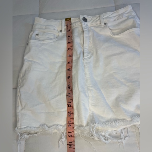 Garage White Denim Skirt Size Small - Picture 9 of 9